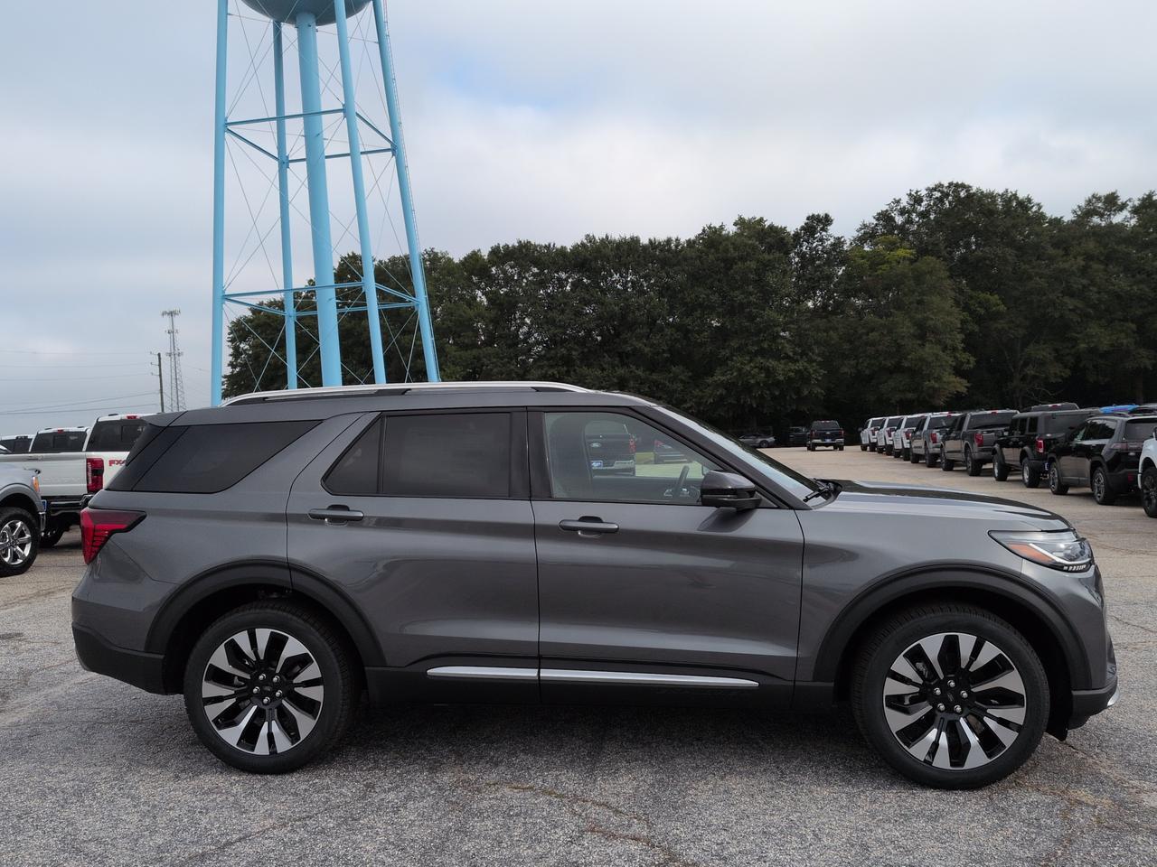 2027 Ford Explorer Platinum Appleton WI