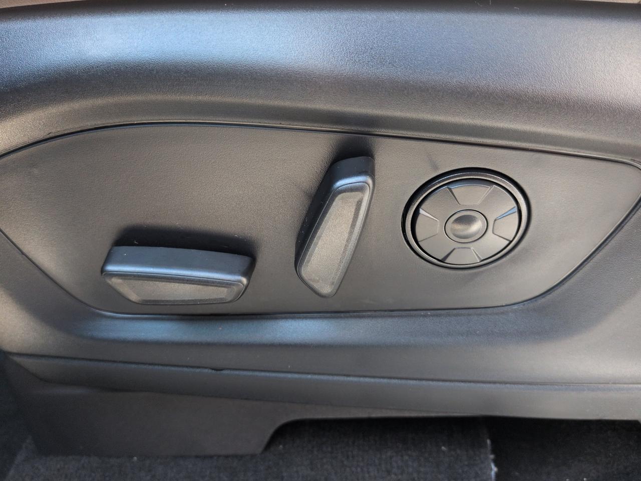 2027 Ford Explorer Platinum Appleton WI