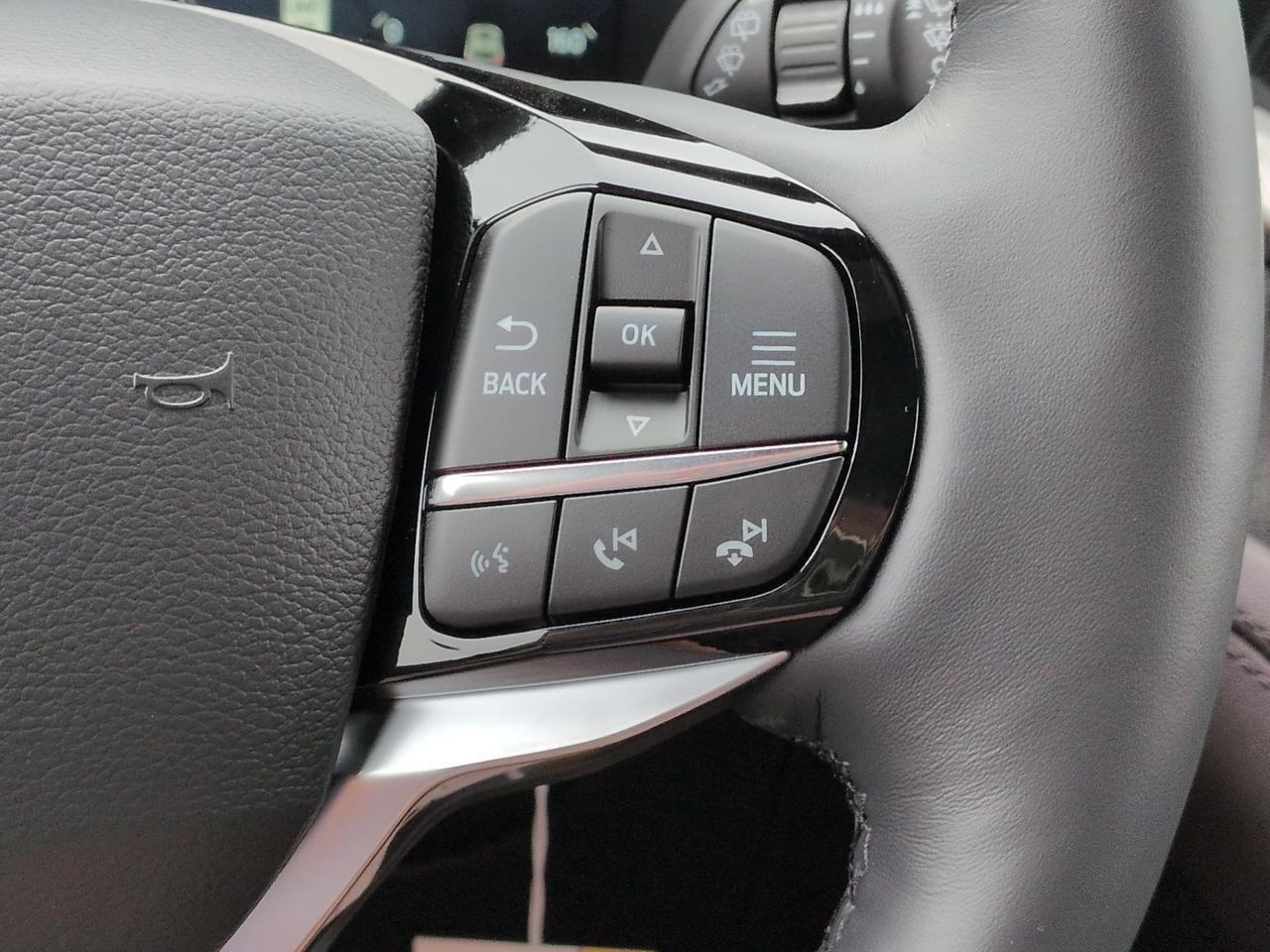 2027 Ford Explorer Platinum Appleton WI
