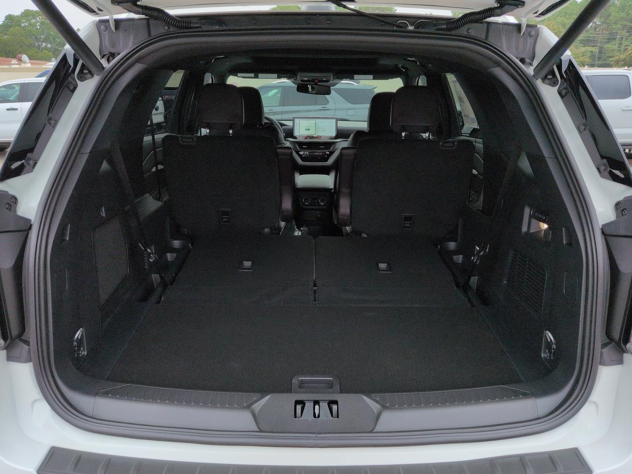 2027 Ford Explorer Platinum Appleton WI