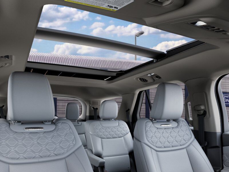 2027 Ford Explorer Platinum Appleton WI
