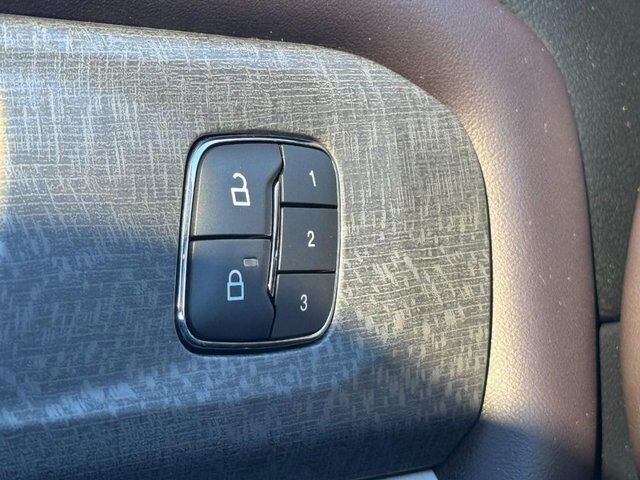 2027 Ford Explorer Platinum Washington MO