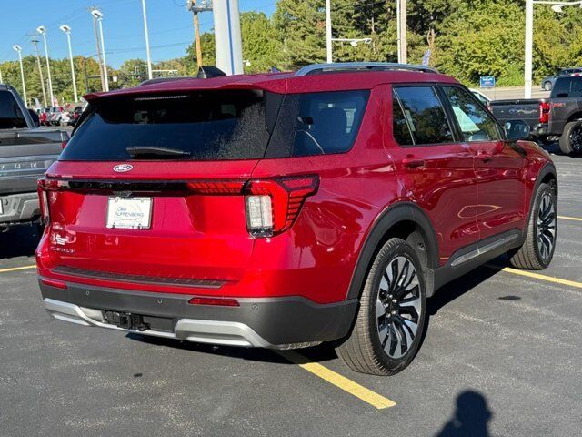 2027 Ford Explorer Platinum