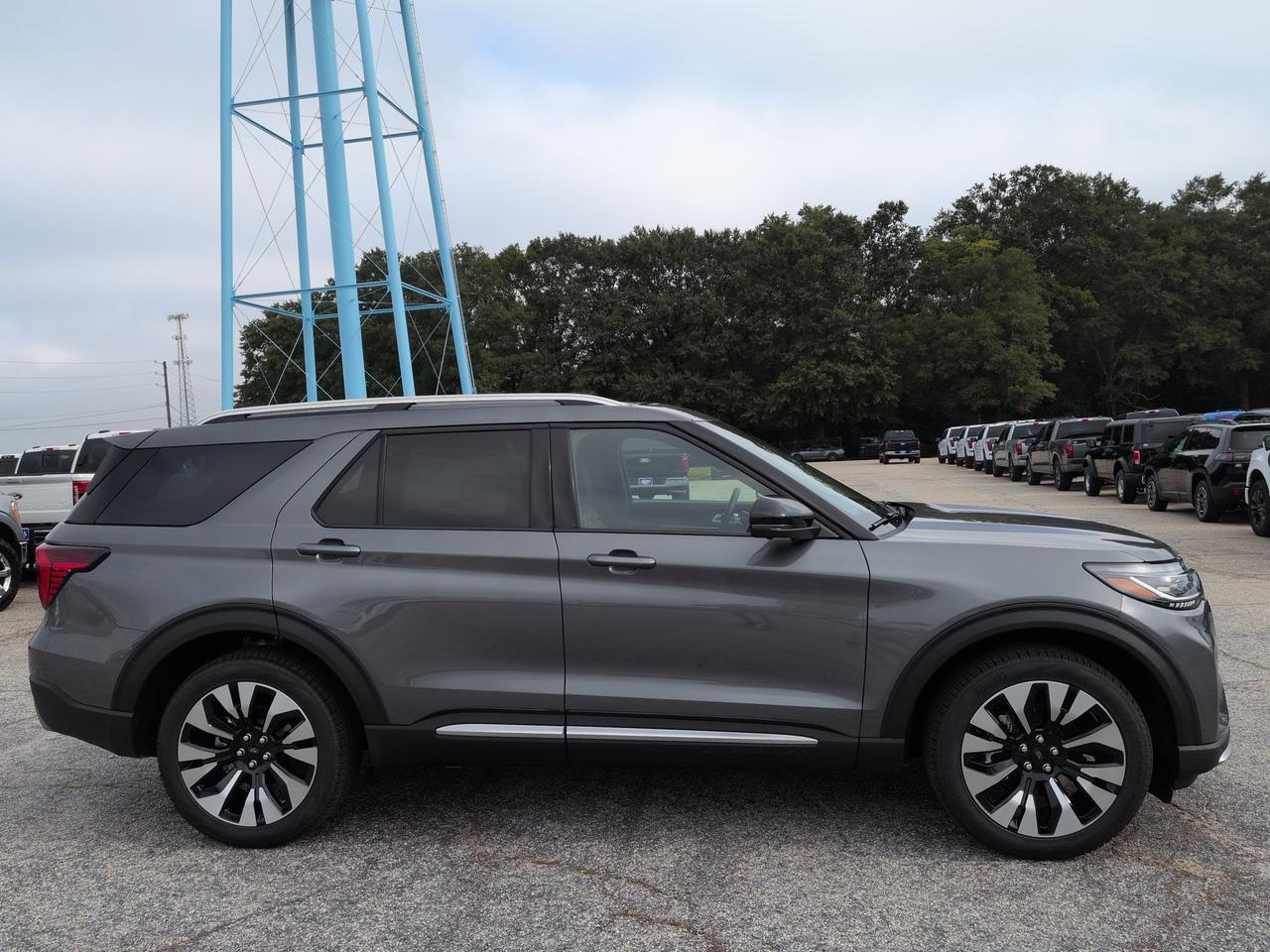 2027 Ford Explorer Platinum