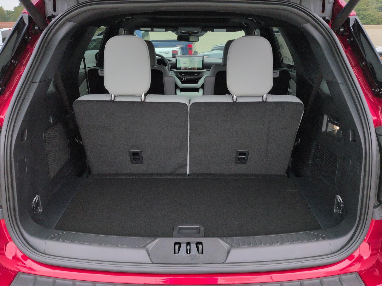 2027 Ford Explorer Platinum Winder GA