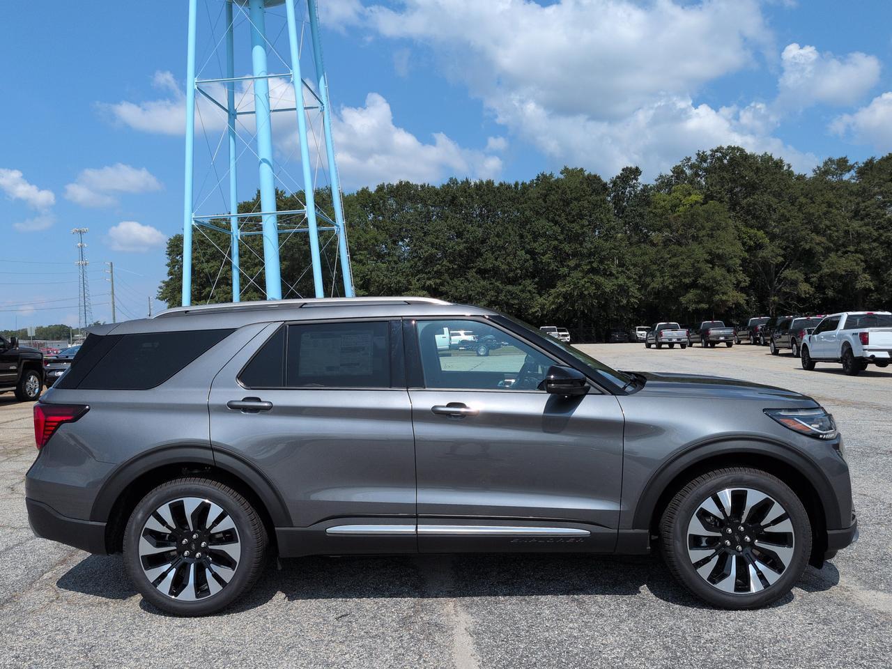 2027 Ford Explorer Platinum