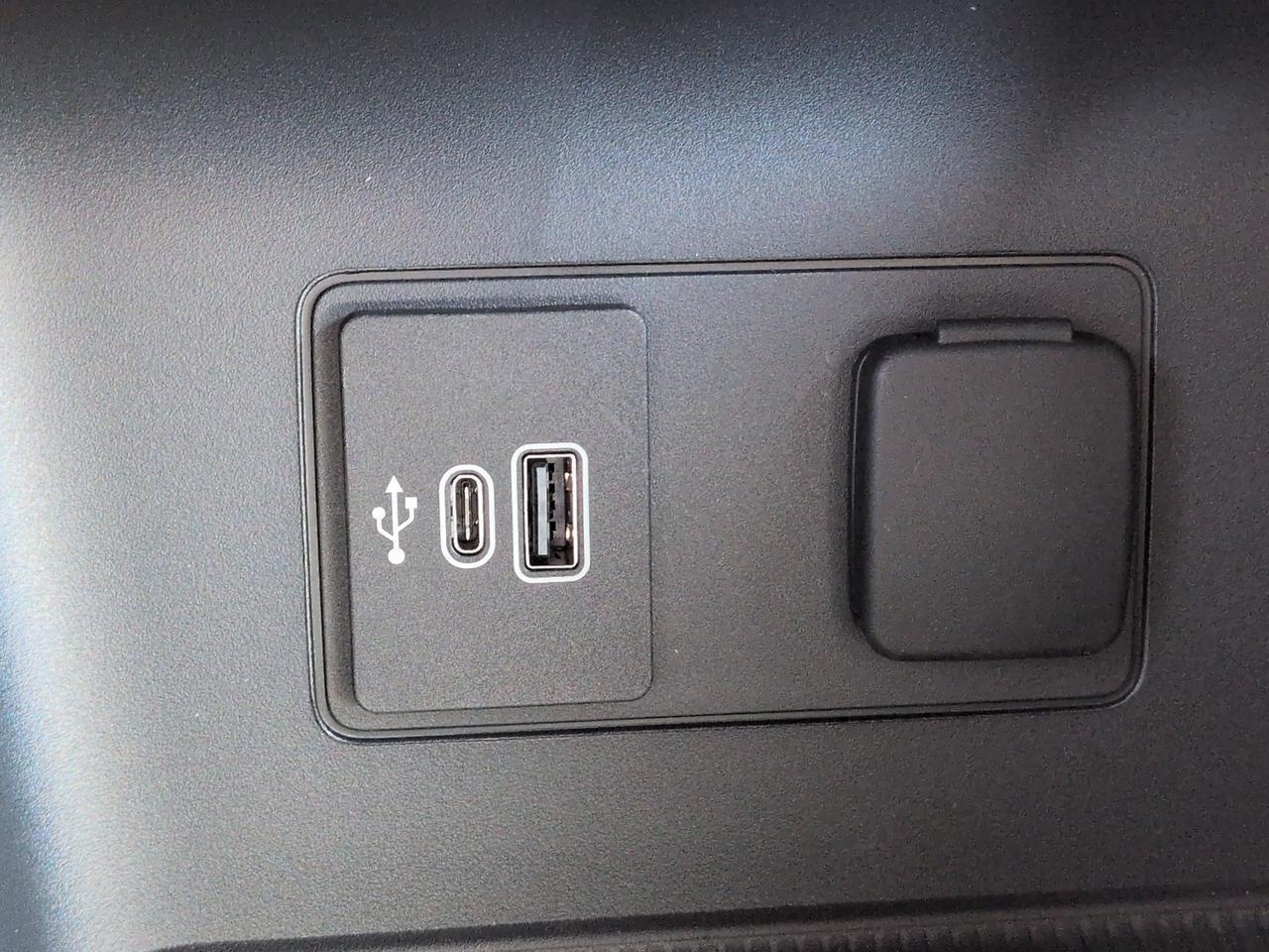 2027 Ford Explorer Platinum Winder GA