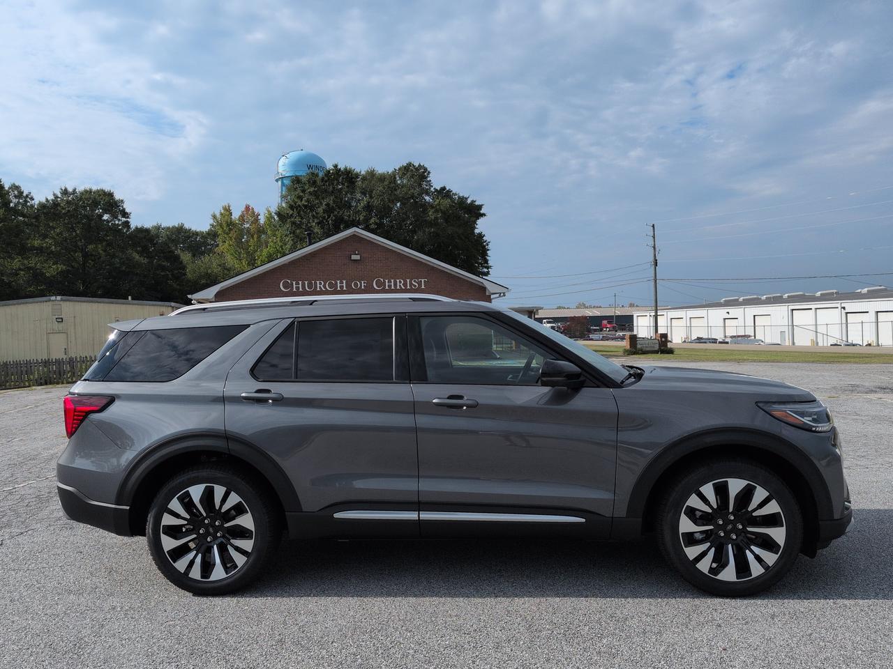 2027 Ford Explorer Platinum