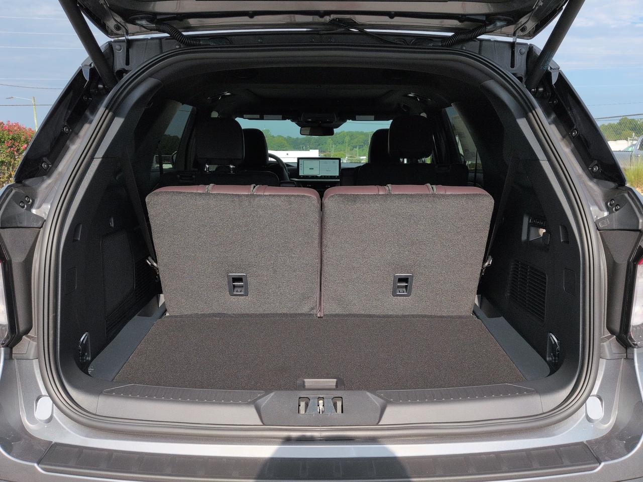 2027 Ford Explorer Platinum Winder GA