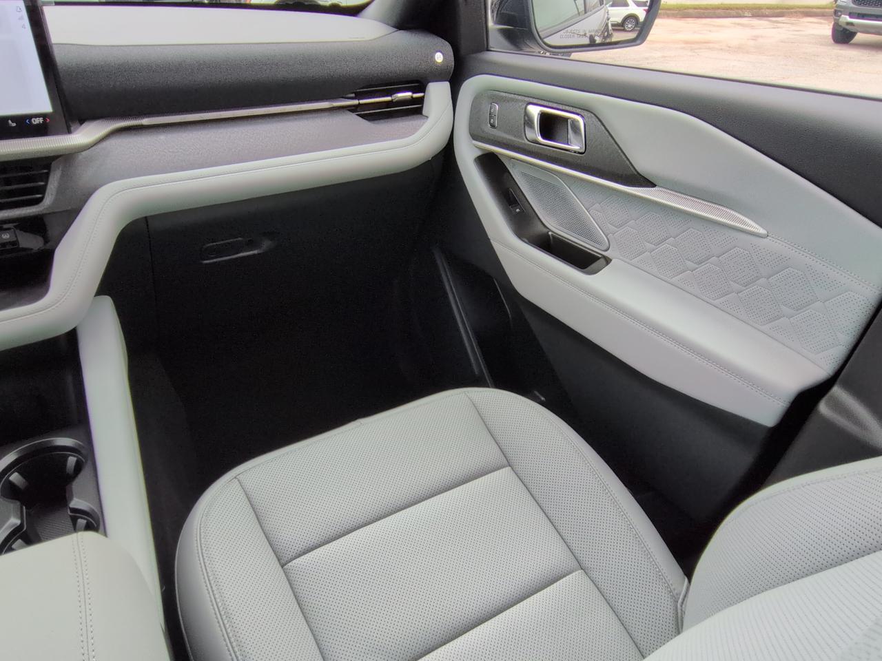 2027 Ford Explorer Platinum Winder GA