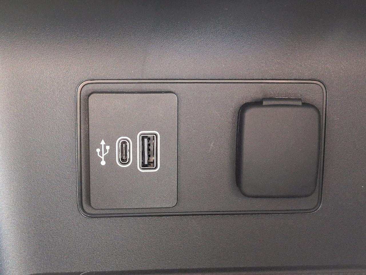 2027 Ford Explorer Platinum Winder GA
