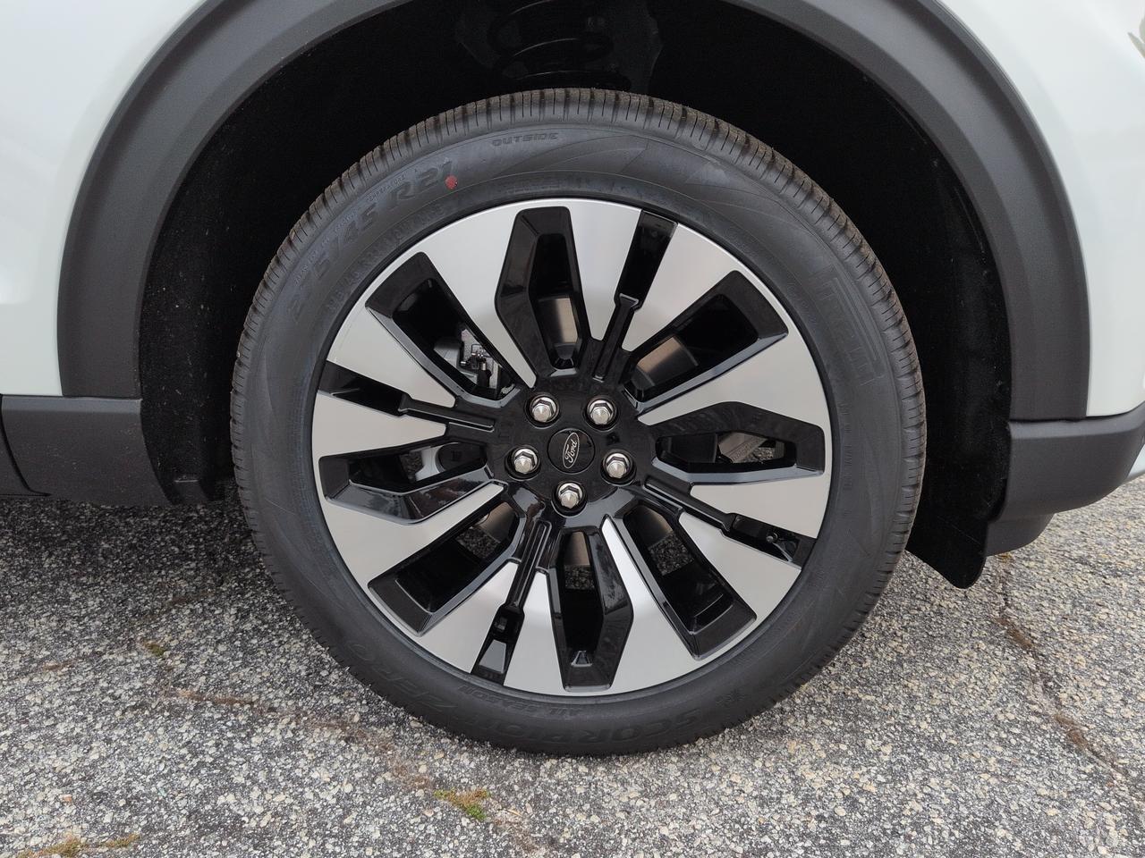 2027 Ford Explorer Platinum Winder GA