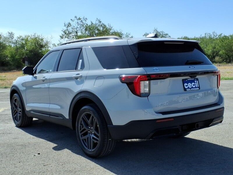 2027 Ford Explorer ST-Line Del Rio TX