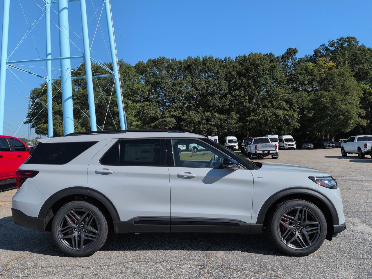 2027 Ford Explorer ST-Line Appleton WI