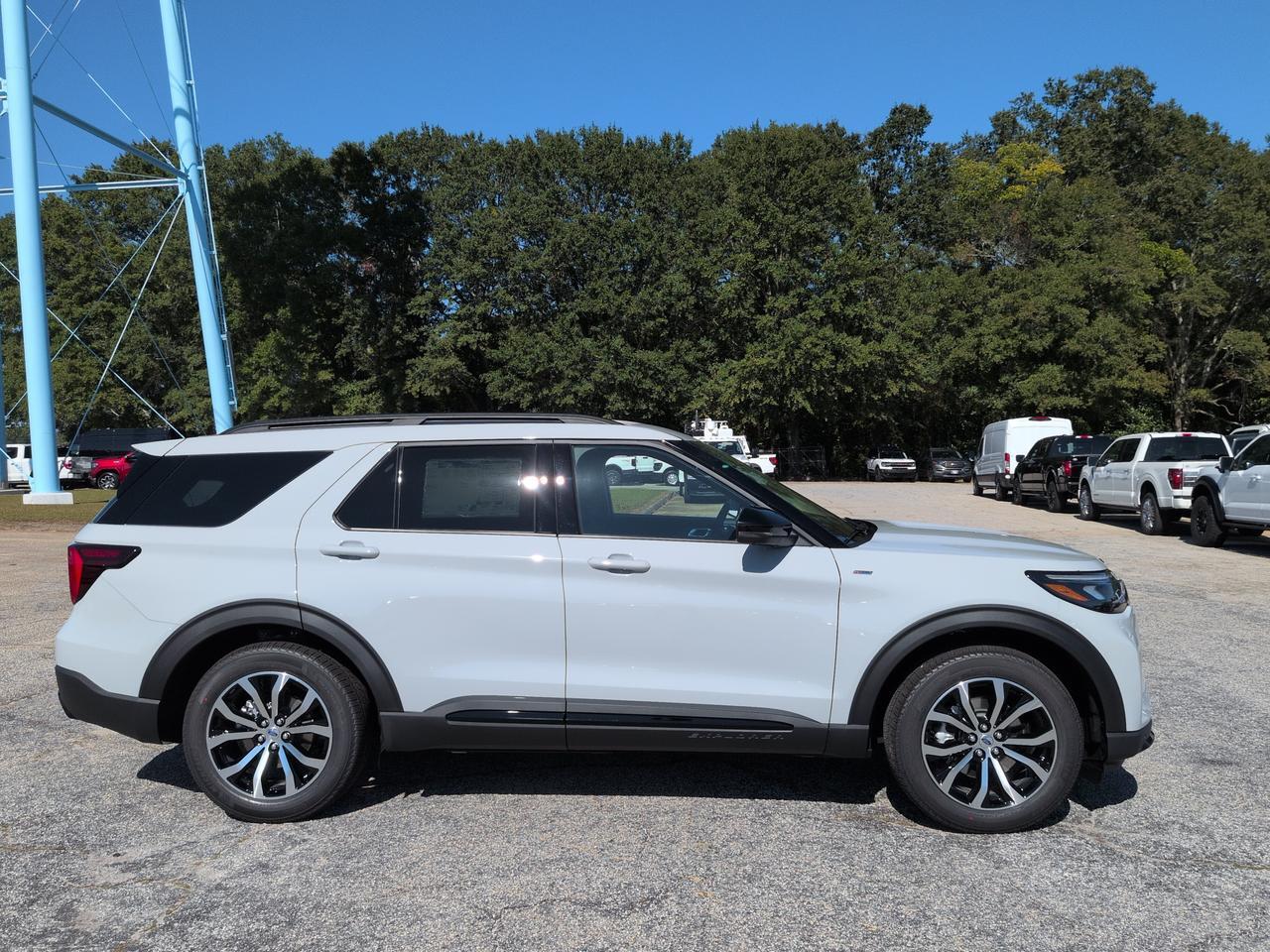 2027 Ford Explorer ST-Line Appleton WI