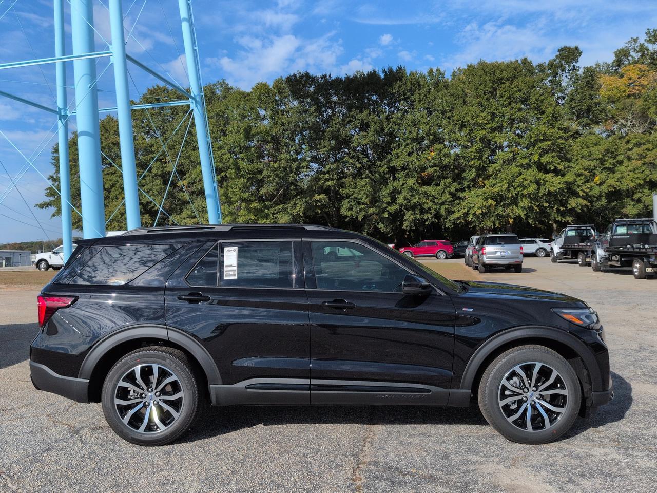 2027 Ford Explorer ST-Line