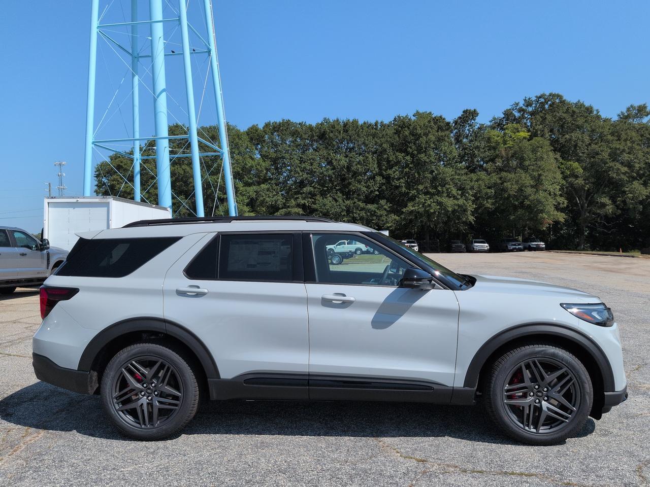 2027 Ford Explorer ST Appleton WI