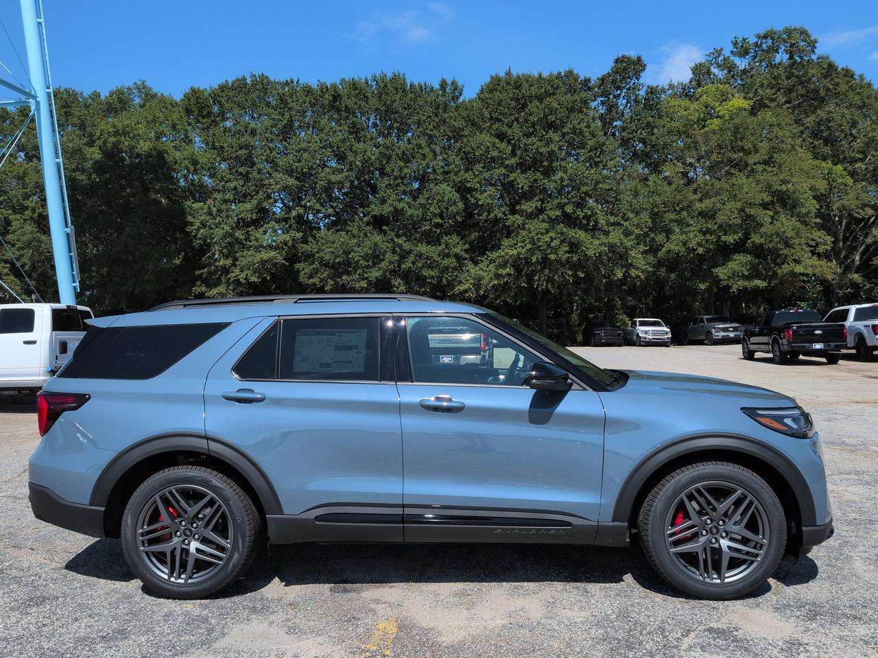 2027 Ford Explorer ST