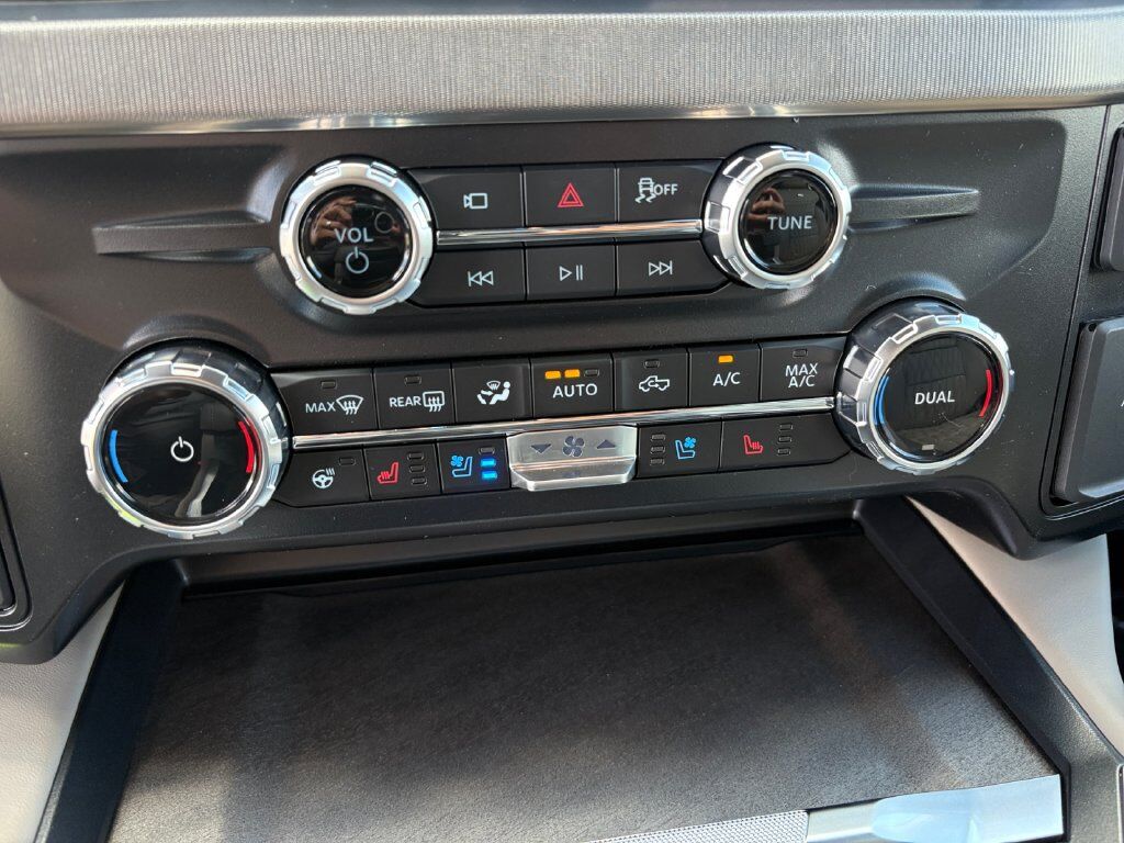 2027 Ford F-250SD Platinum Hondo TX
