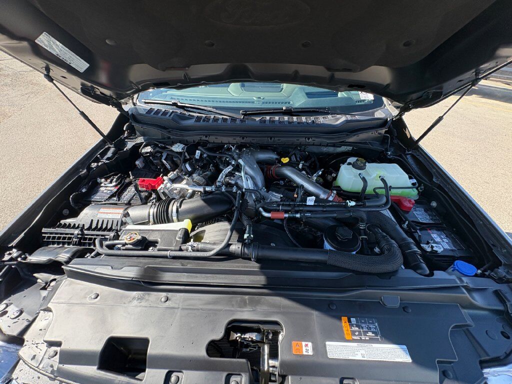 2027 Ford F-250SD Platinum Hondo TX