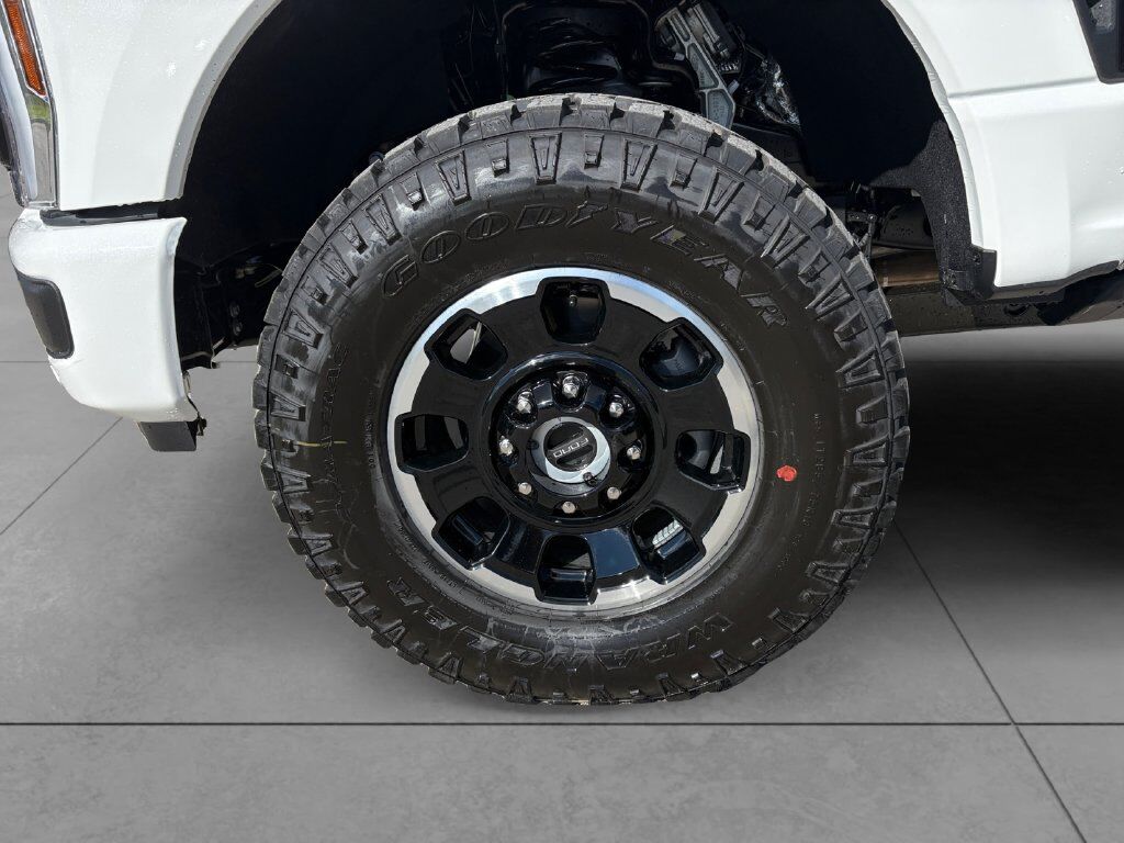 2027 Ford F-250SD Platinum Hondo TX