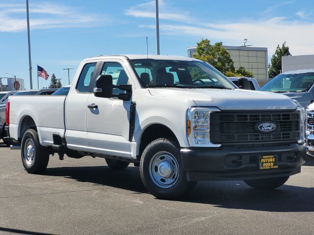 2027 Ford F-250SD XL