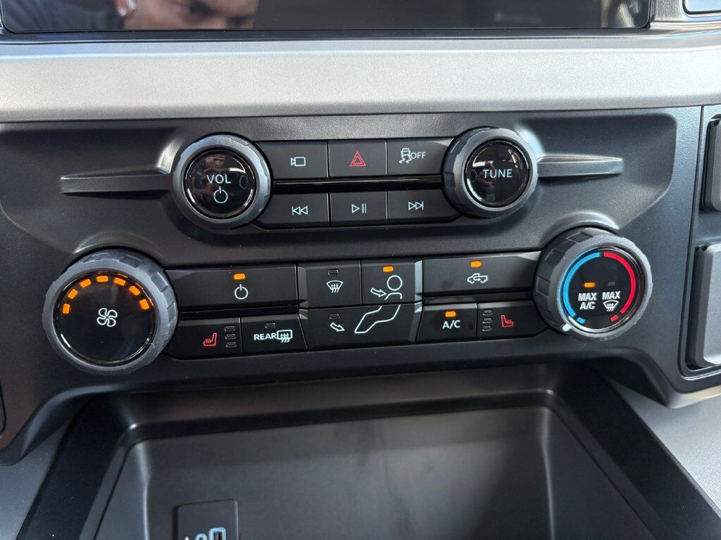 2027 Ford F-250SD XLT Hondo TX
