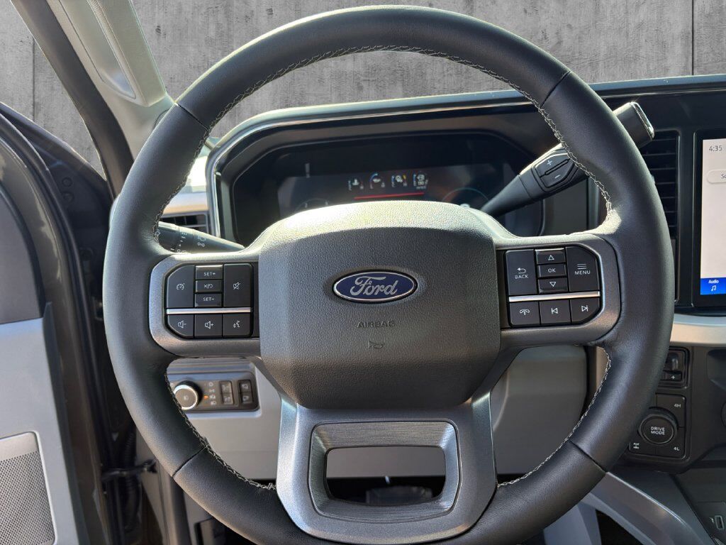 2027 Ford F-250SD XLT Hondo TX