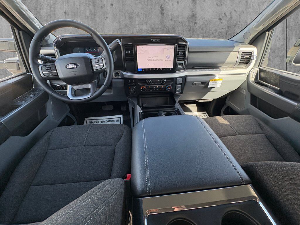 2027 Ford F-250SD XLT Hondo TX