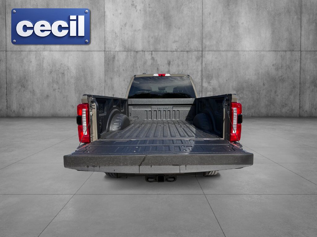 2027 Ford F-250SD XLT Hondo TX