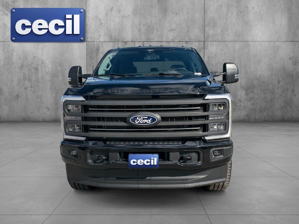 2027 Ford F-250SD XLT