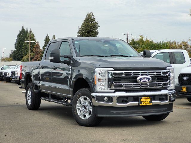 2027 Ford F-250SD XLT