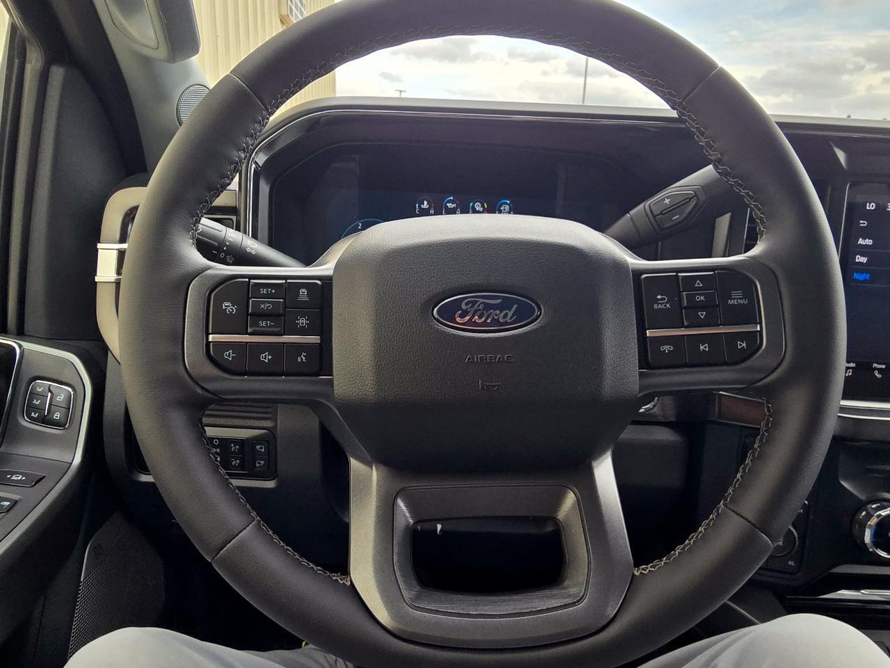 2027 Ford F-350SD Lariat Watertown SD