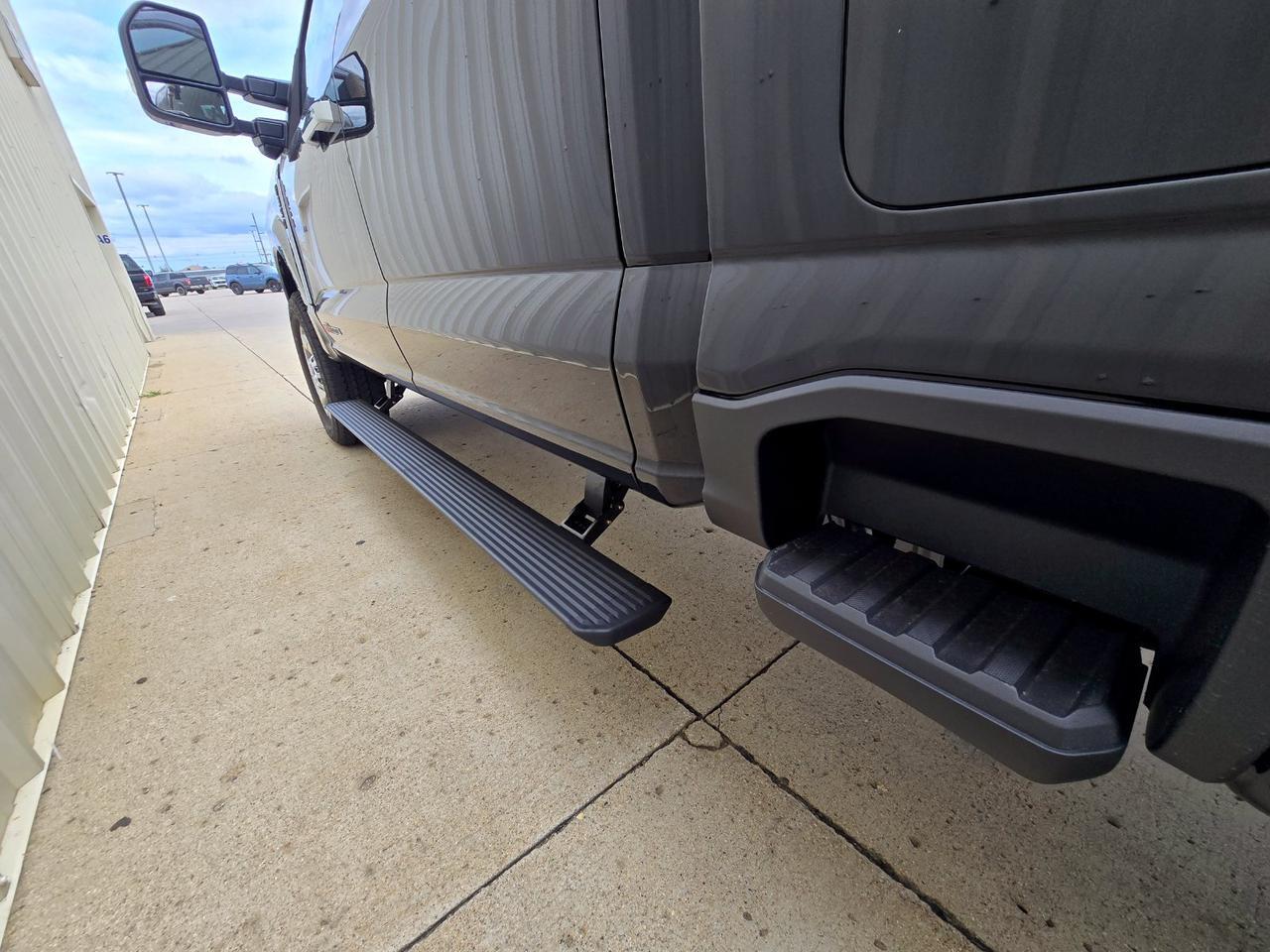 2027 Ford F-350SD Lariat Watertown SD