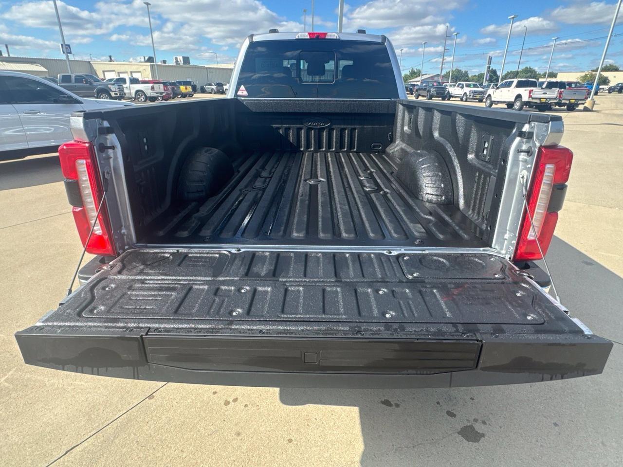2027 Ford F-350SD Lariat Watertown SD