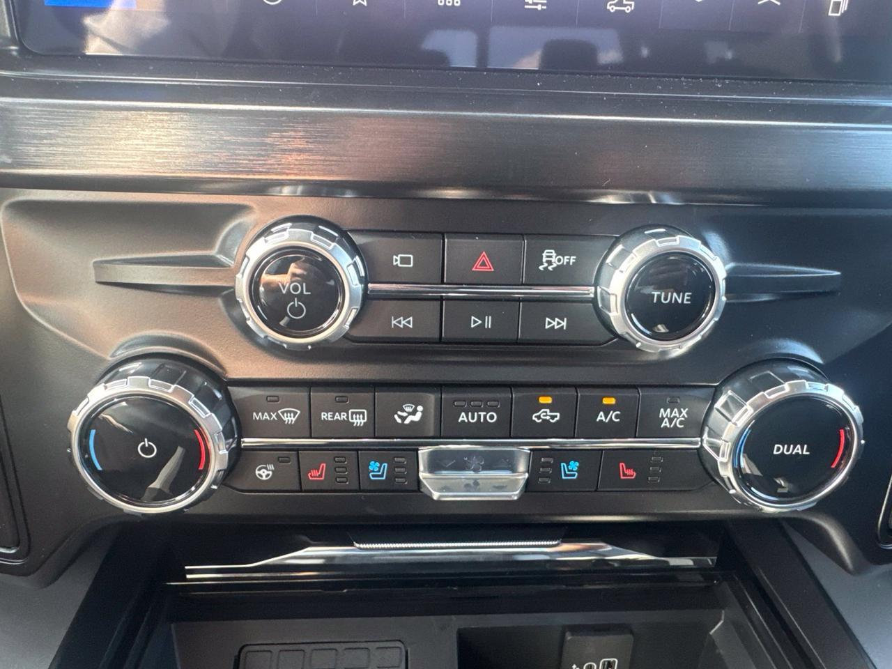 2027 Ford F-350SD Lariat Watertown SD