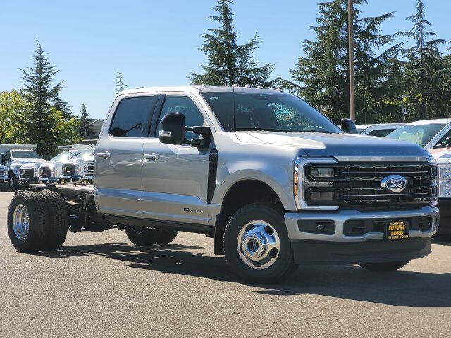 2027 Ford F-350SD Platinum