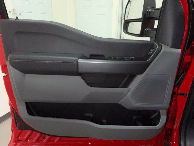 2027 Ford F-350SD XLT Pine River MN