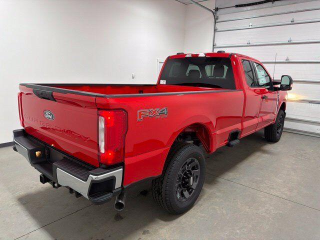 2027 Ford F-350SD XLT Pine River MN