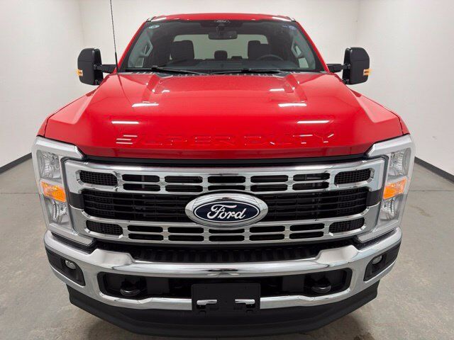 2027 Ford F-350SD XLT Pine River MN