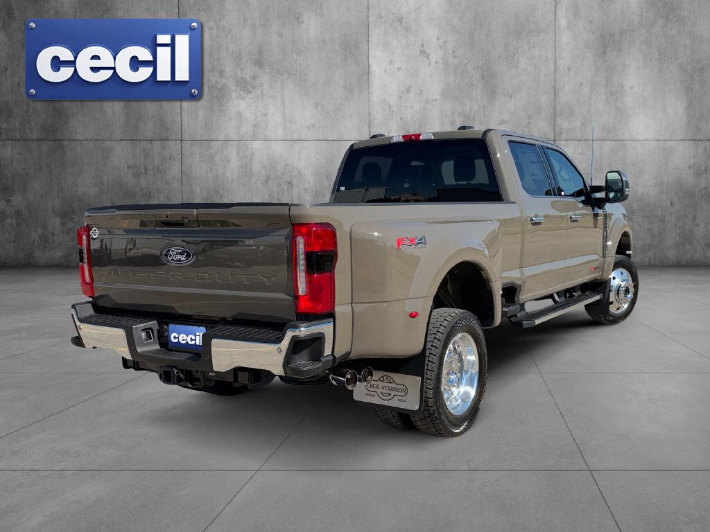 2027 Ford F-450SD Hondo TX