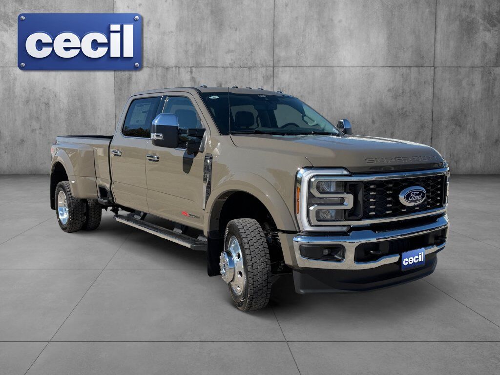 2027 Ford F-450SD Hondo TX