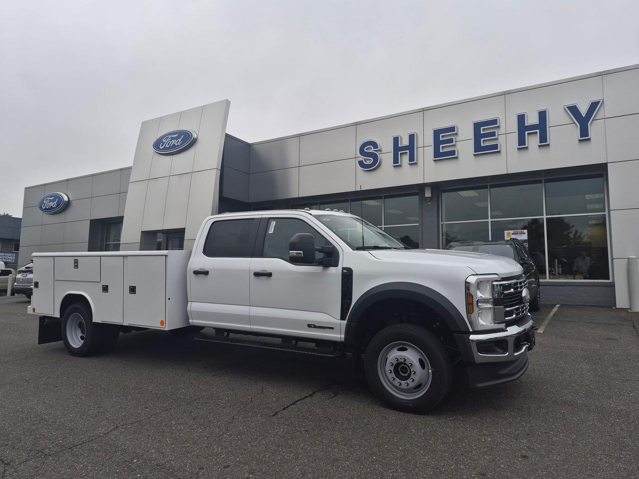 2027 Ford F-450SD
