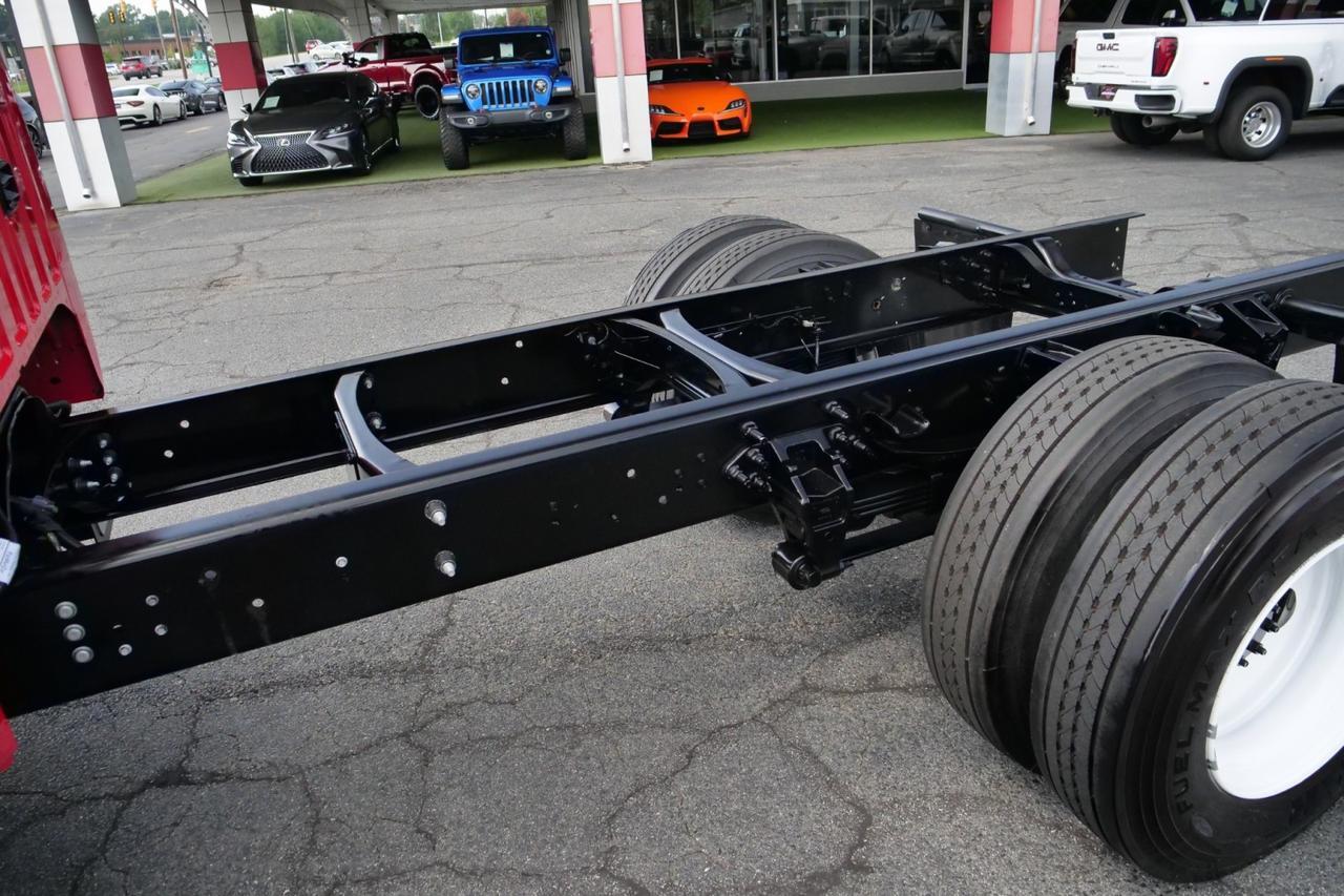 2027 Ford F-650 Super Duty Chassis / DRW / 6.7L Turbo Diesel / Crew Cab! Lincolnton NC
