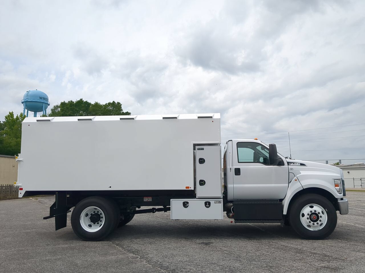 2027 Ford F-750 Chipper Truck Winder GA