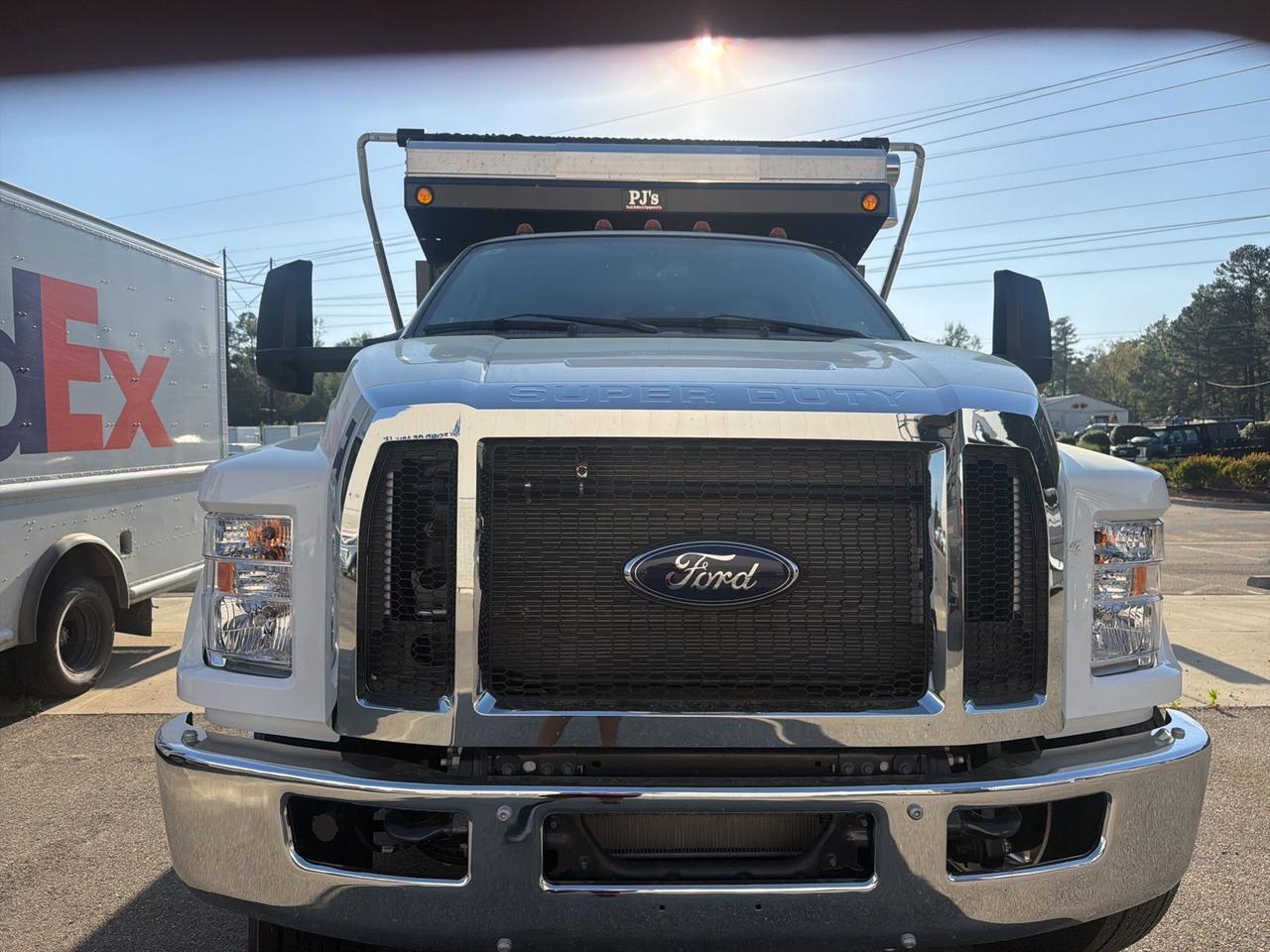 2027 Ford F-750SD Base Ashland VA