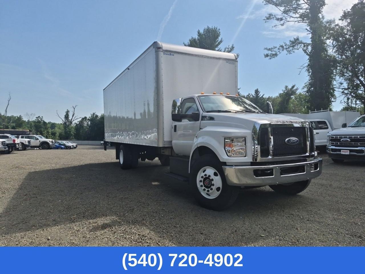 2027 Ford F-750SD Base