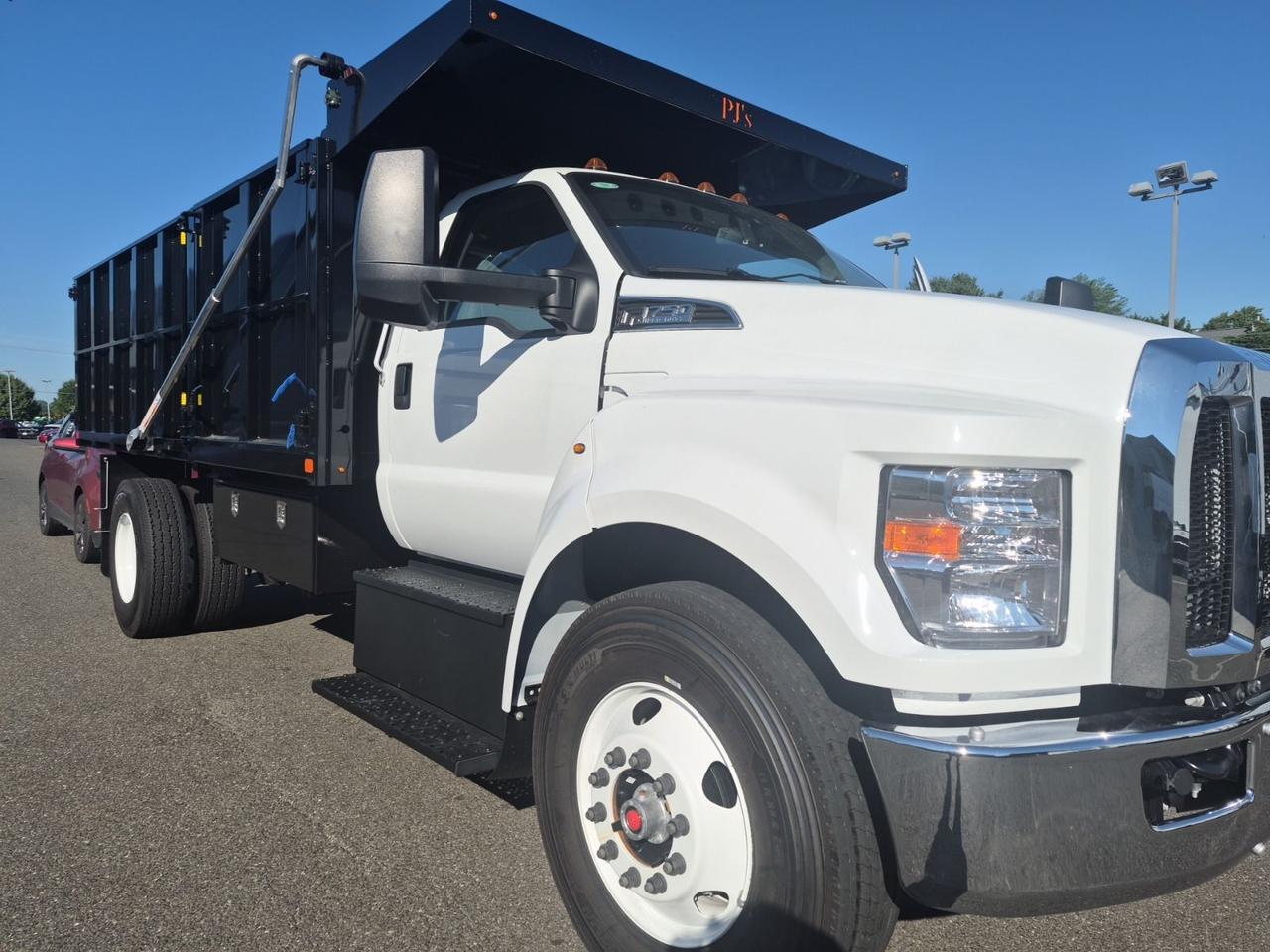 2027 Ford F-750SD Base Warrenton VA