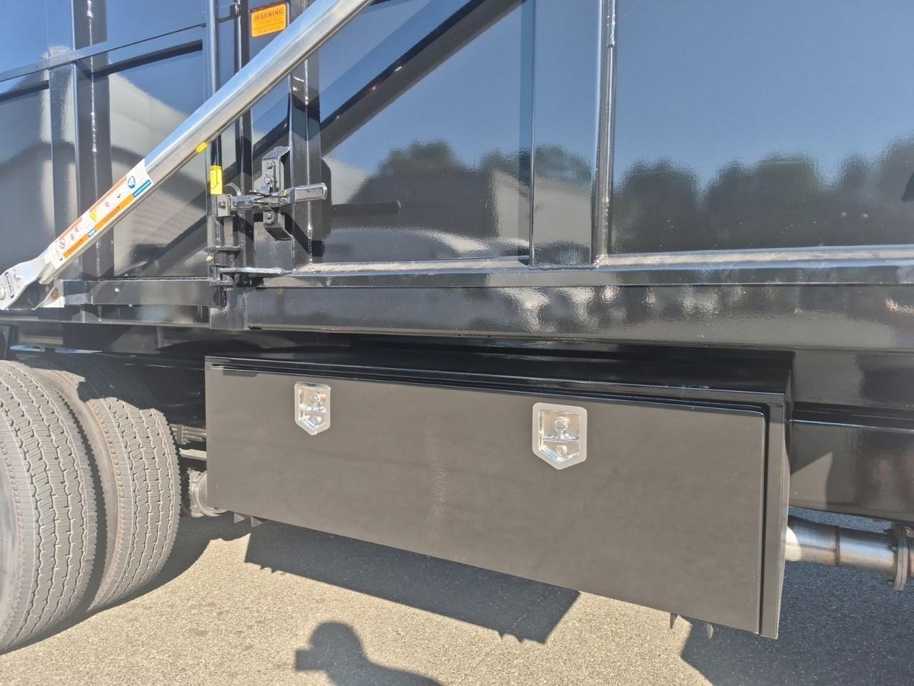 2027 Ford F-750SD Base Warrenton VA