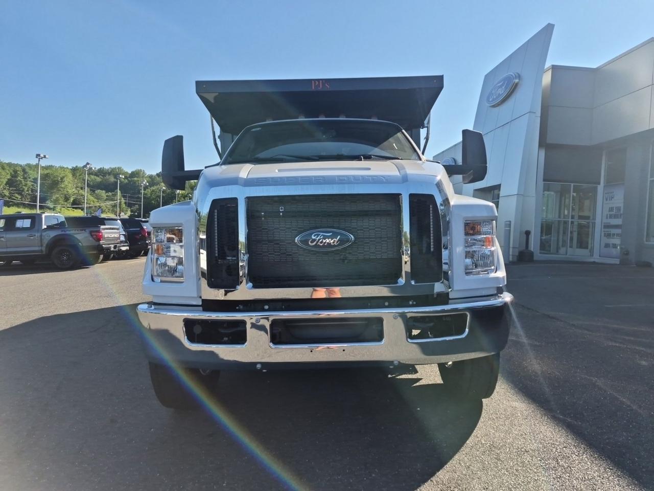 2027 Ford F-750SD Base Warrenton VA